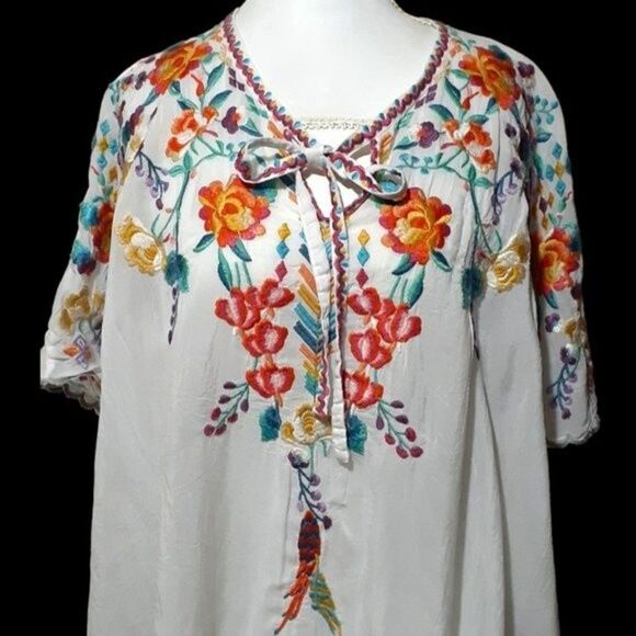 Johnny Was Selena Poncho Embroidered Peasant Top Tunic Blouse Oversized XS - Picture 9 of 11
